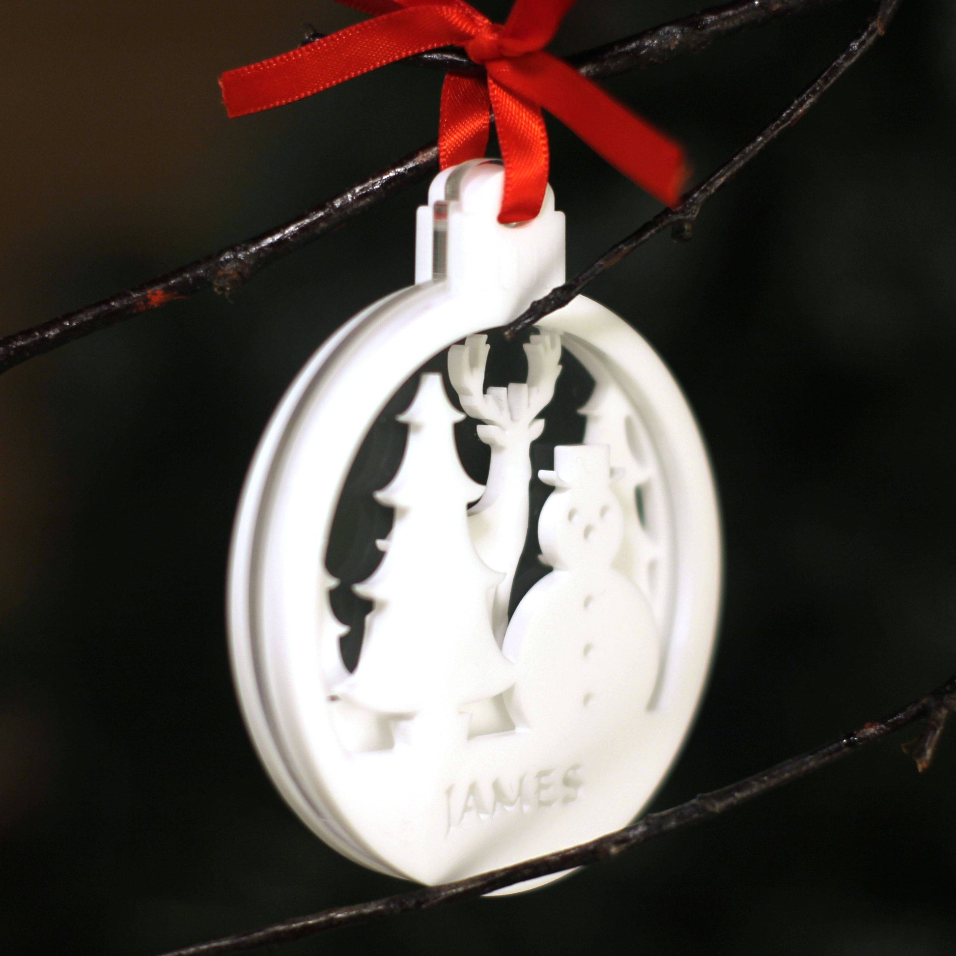 Personalised Custom 3D White Rudolph Reindeer and Snowman Scene Christmas Tree Bauble Festive Decoration Ornament Best Personalise Name Xmas - DirectlyPersonalised
